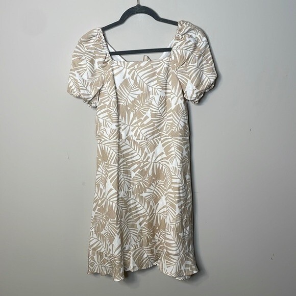 LOFT Palm Tie Back Flare Dress Size 4 - Picture 4 of 11